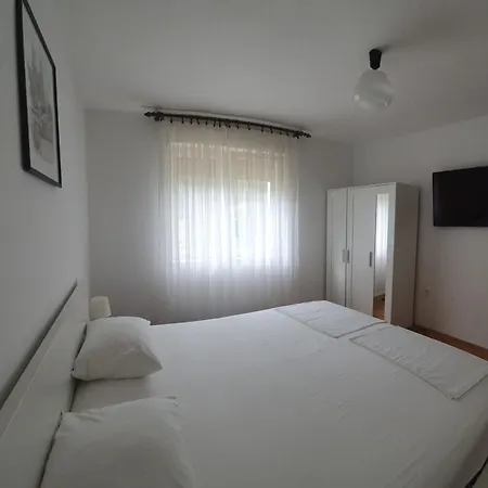 Appartamento Paradiso Pola