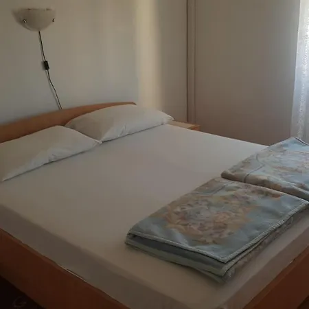 Paradiso Appartement *