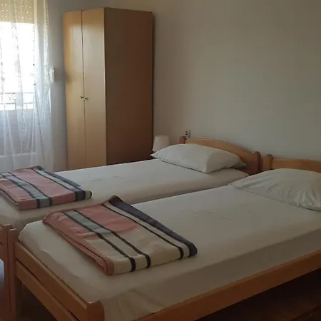 Paradiso Appartement *