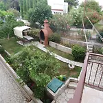 Apartment Paradiso